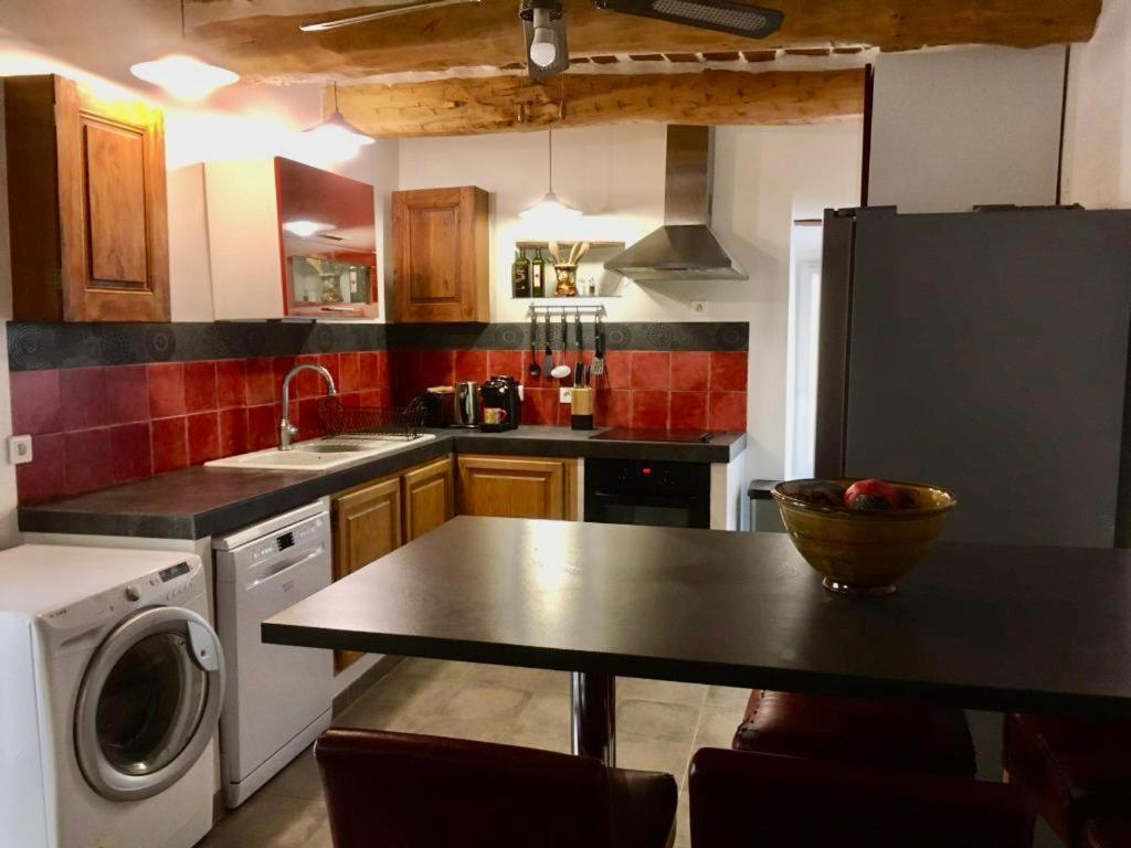 La Maison De Lily, Cosy Dans Le Vieux-Hyeres, Parking Gratuit Kültér fotó